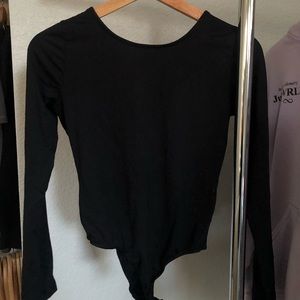 black long sleeve bodysuit